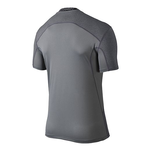 fusión Frenesí País Nike Pro Combat Core Men's Fitted Short Sleeve Top | Sport Chek