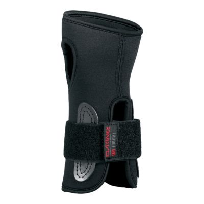 dakine snowboard gloves with wrist guards