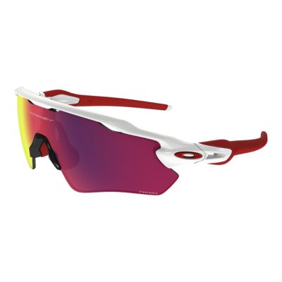places that sell oakley sunglasses