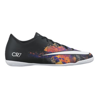white cr7 indoor shoes