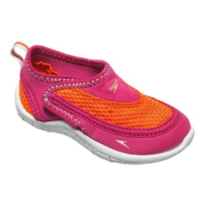 sport chek water shoes