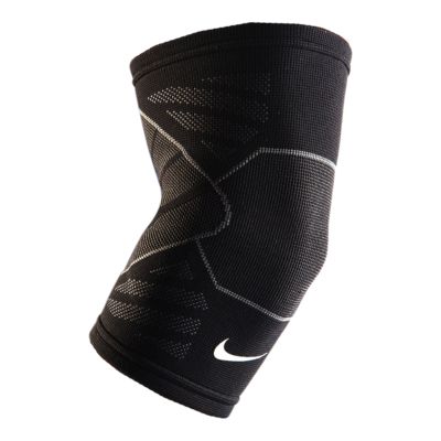 Nike Advantage Elbow Sleeve - Black 