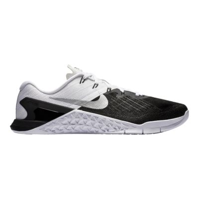 nike metcon 3 black and white