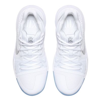 grade school kyrie 3