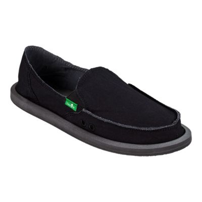 sanuk walking shoes