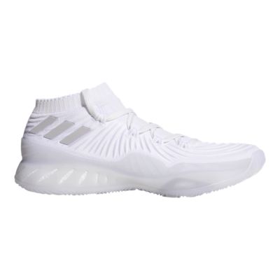 white low cut basketball shoes