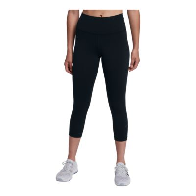 nike sculpt lux crop