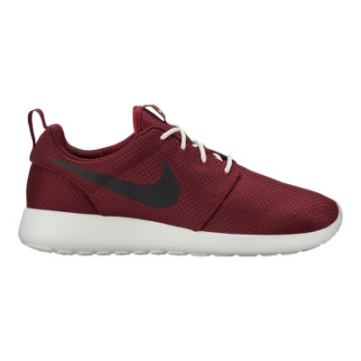 maroon roshes nike men