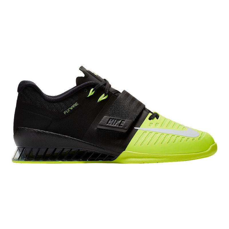 Retaliate fænomen Slik Nike Romaleos 3 Weightlifting Shoes - Black/White/Volt Green | Sport Chek