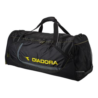 diadora duffel bag