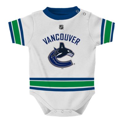 canucks infant jersey