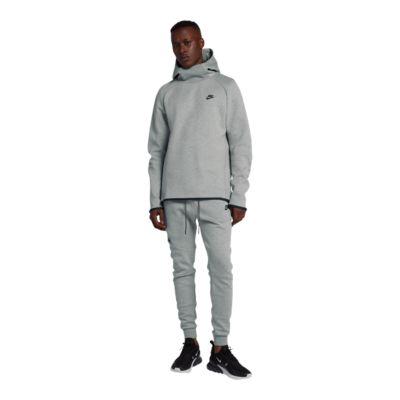 nike tech fleece canada