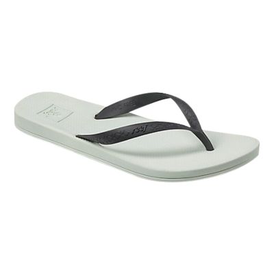 sport chek reef sandals