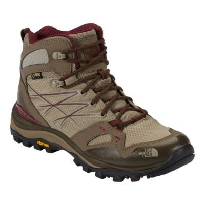 hiking boots near me womens