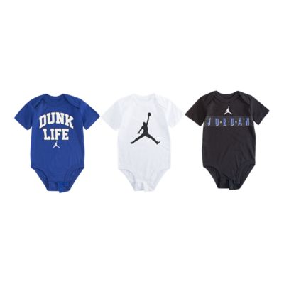 nike 3 piece newborn set