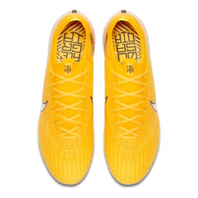 neymar yellow shoes