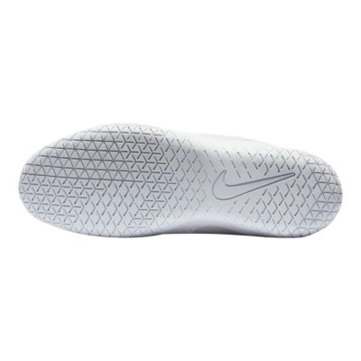 nike sideline iv women's cheerleading shoe