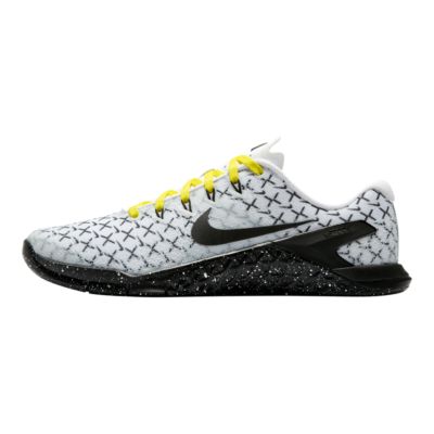 nike metcon 4 women's size 8