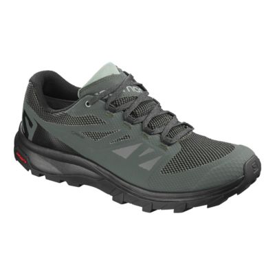 hiking shoes black