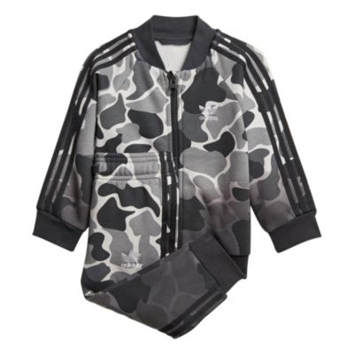 adidas camo superstar jacket