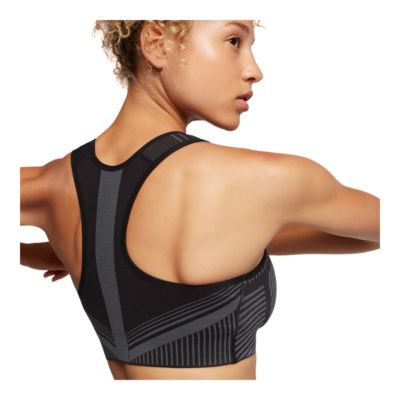 nike flyknit sports bra