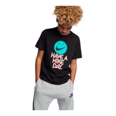 have nike day shirt