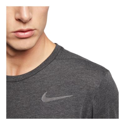 nike men's breathe dry quarter zip long sleeve shirt