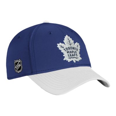 toronto maple leafs trucker hat