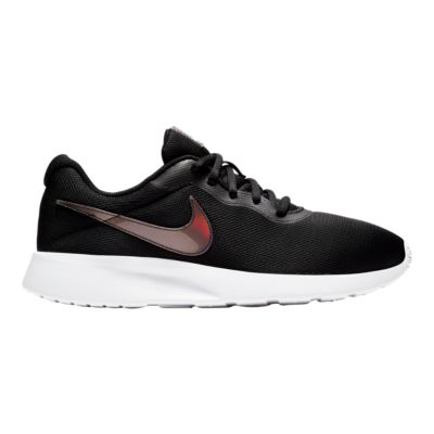 nike womens tanjun