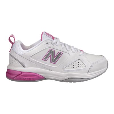 new balance women's 623v3 training shoes