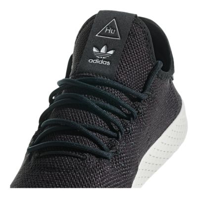 hu tennis shoes black