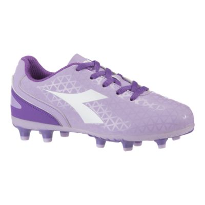 diadora girls soccer cleats