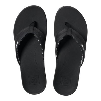 sport chek reef sandals