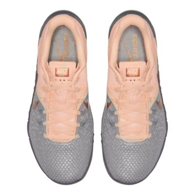 nike metcon 4 xd womens atmosphere grey metallic red bronze