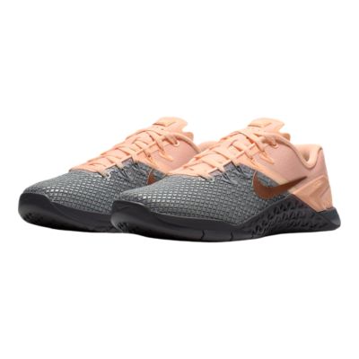 nike metcon 4 xd women's atmosphere grey metallic red bronze