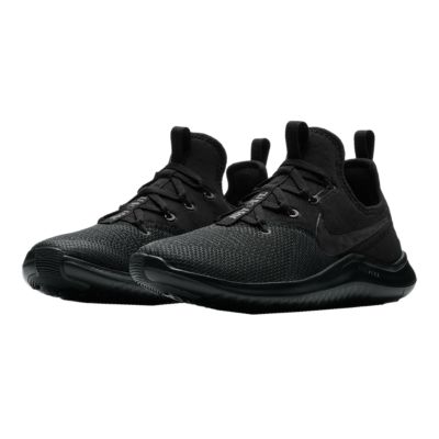 black nike shoes woman