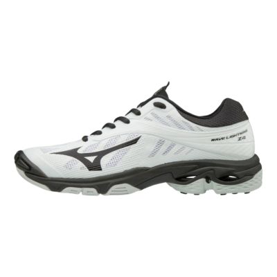 sport chek indoor court shoes