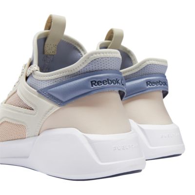 freestyle motion low women's shoes