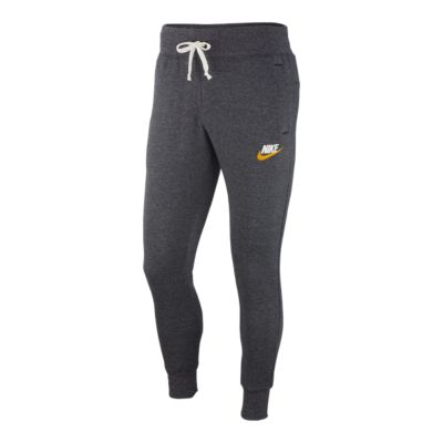 nike heritage jogger pants