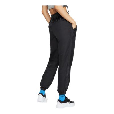 sport chek nike pants