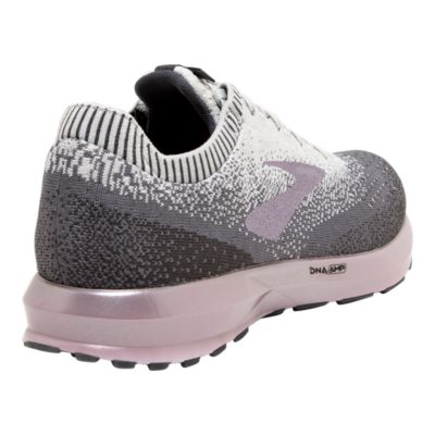 brooks levitate rose