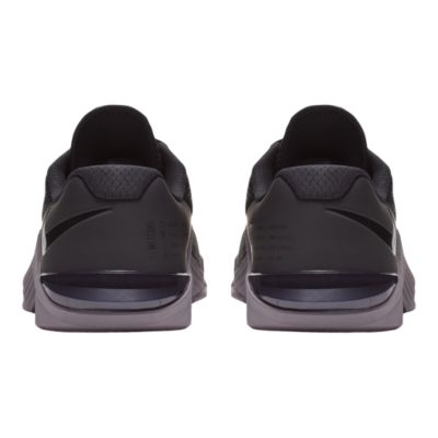 sport chek nike metcon