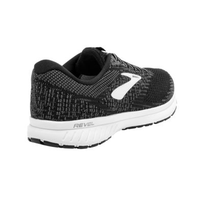 brooks mens revel