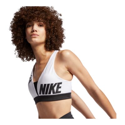 nike distort bra