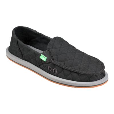 sanuk women's black slip on