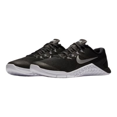 nike womens metcon 4