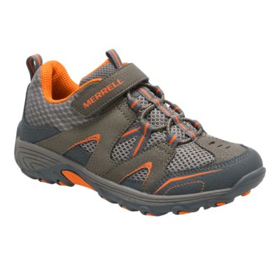 boys trail shoes