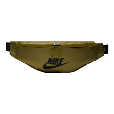 nike heritage hip pack review