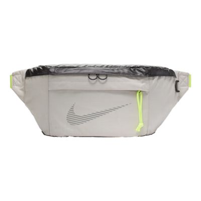 nike tech hip pack canada