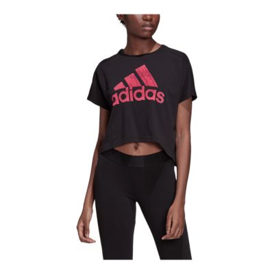 does adidas women's clothing run small